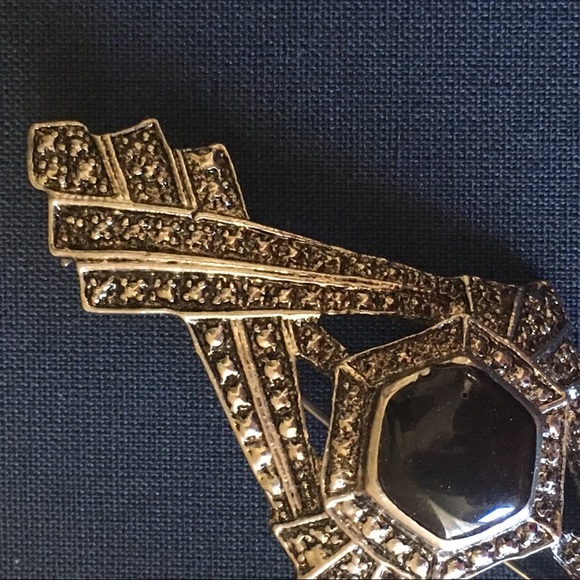 Faux onyx and faux marcasite Art Deco style pin - Picture 2 of 6